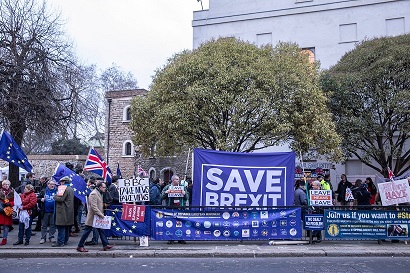 Save Brexit Banner Westminster